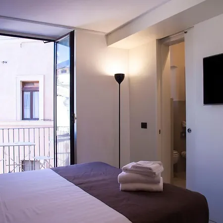 Bed & Breakfast Residenza Pantaleo Rome