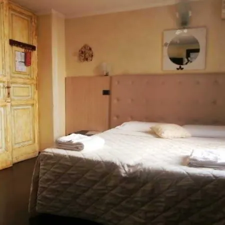 Nocleg ze śniadaniem Residenza Pantaleo 4*