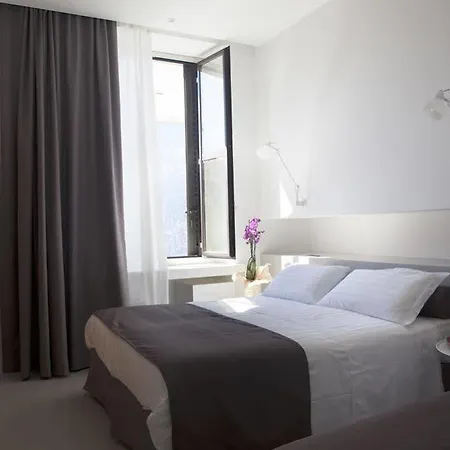 Residenza Pantaleo 4*