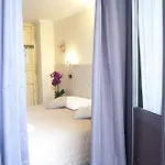 Residenza Pantaleo 4* 로마